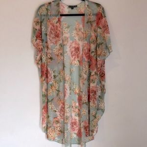 Sheer, Floral Vest size Sm + NWOT Blue, Coral. Peach, Pink, Greens. So Pretty!
